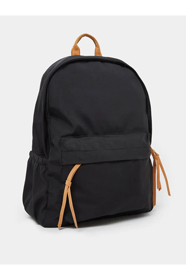 Styli Black Backpack with Zip Closure